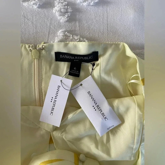 Banana Republic Pleated Halter Top - Picture 9 of 13